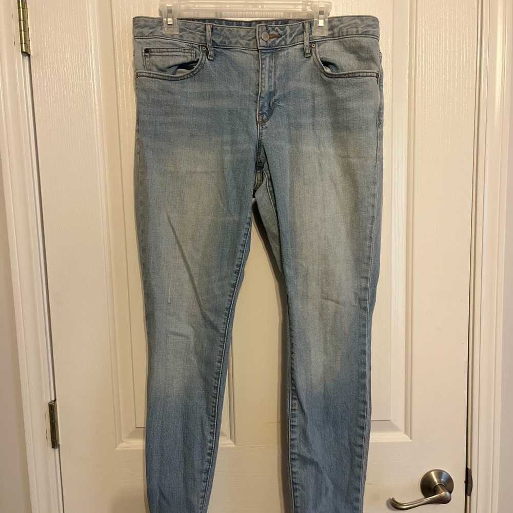 Gap 1969 Light Wash Skinny Jeans